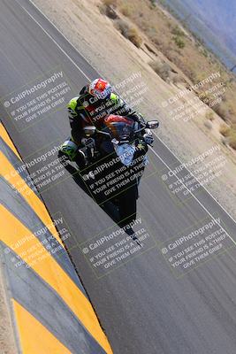 media/Oct-08-2022-SoCal Trackdays (Sat) [[1fc3beec89]]/Turn 16 Inside (1130am)/